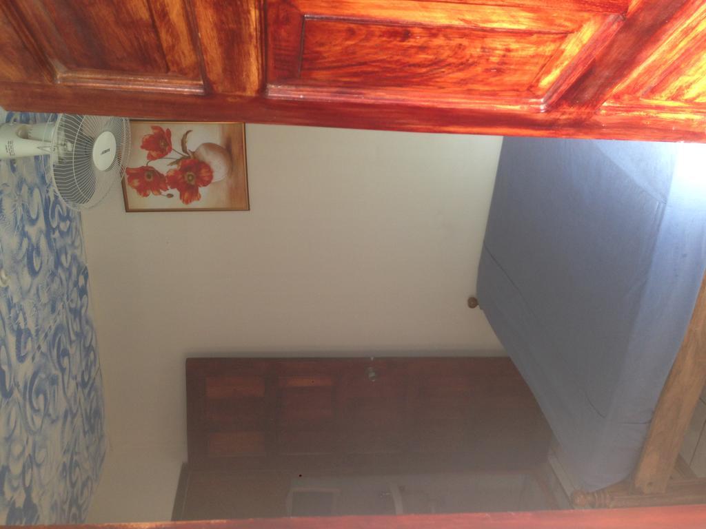 Hostal Brisas Y Olas Сан-Хуан-дель-Сур Экстерьер фото