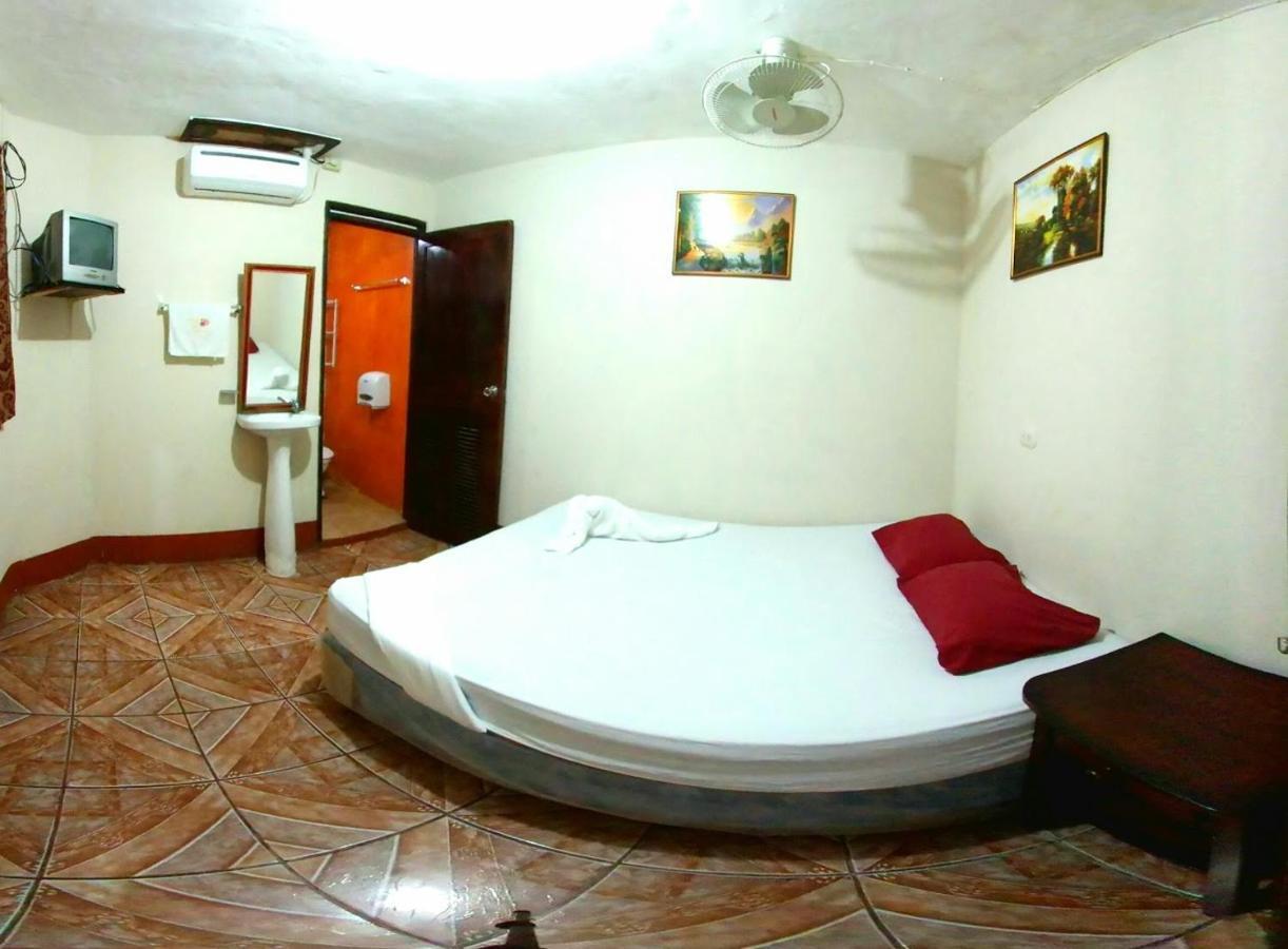 Hostal Brisas Y Olas Сан-Хуан-дель-Сур Экстерьер фото